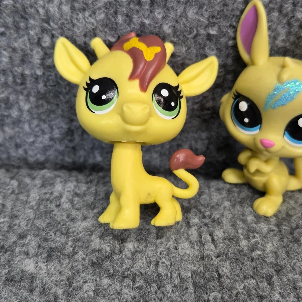 Lot of 4 Littlest Little Pet Shop Authentic Rabbit Bear Giraffe Jimbo Lucky Cat‎